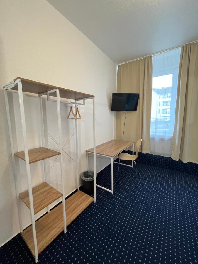 Hotel Schwarzer Baer Ганновер Экстерьер фото